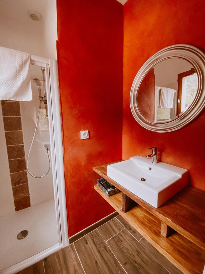 Un hôtel 2 étoiles en Corse